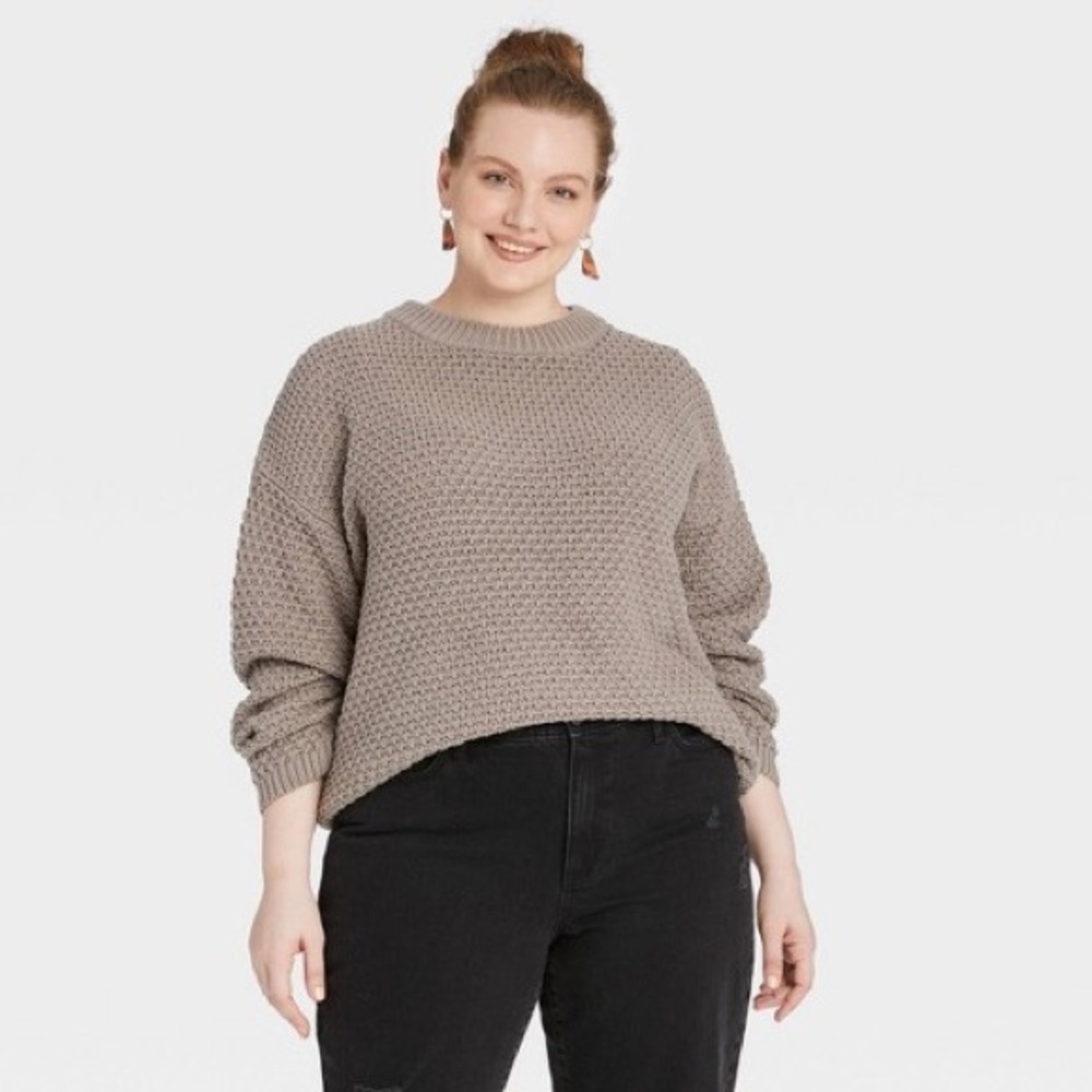 Universal Thread Women's Crewneck Pullover Sweater in Grey Taupe - Small